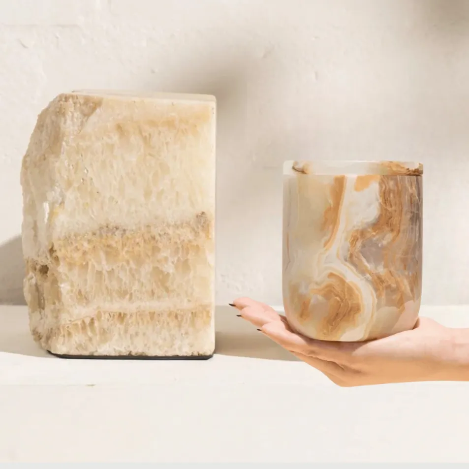 Ручная резьба по ониксу и мрамору, изготовление на заказ